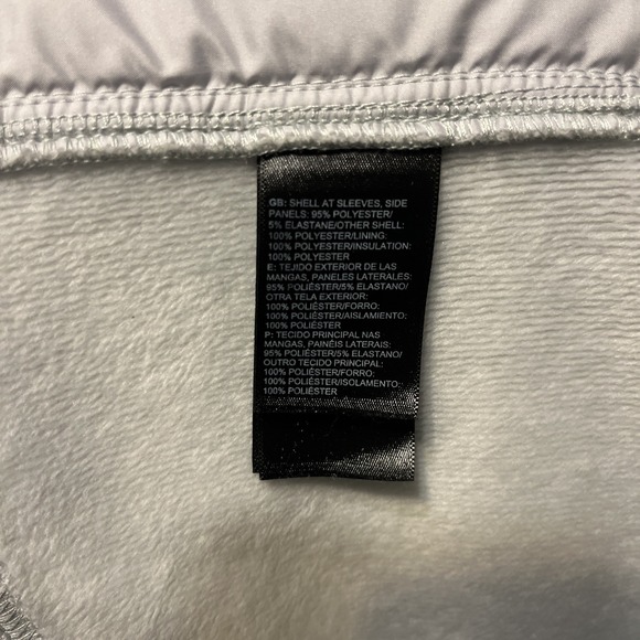 Womans The North Face size S  zip up jacket with thumb holes and pockets - Picture 8 of 8